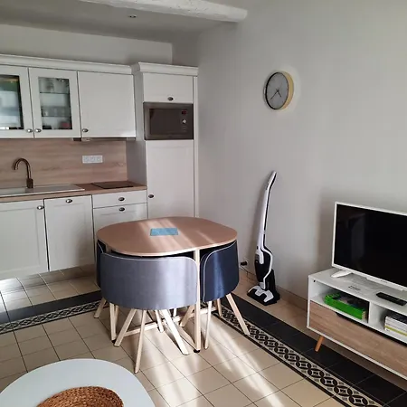 La Petite Vigneronne Apartment